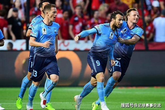 弗格加盟广东后首次亮相，徐杰和胡明轩以独特方式欢迎他